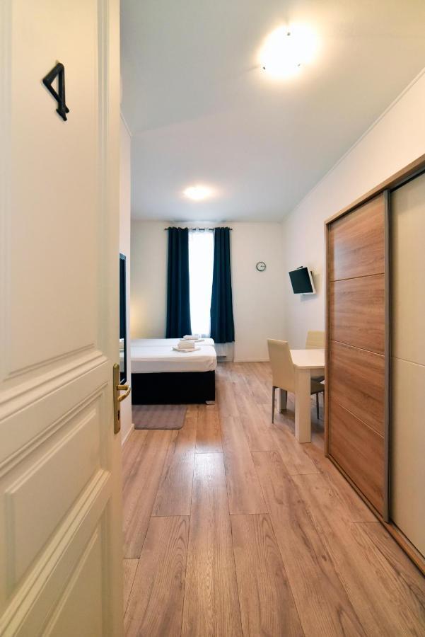 Virtus Apartments And Rooms With Free Private Parking 萨格勒布 外观 照片