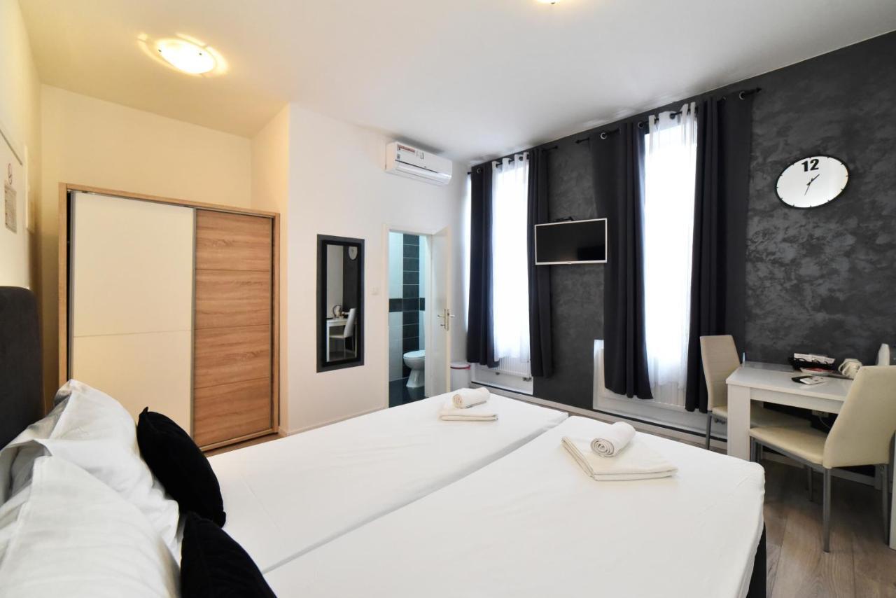 Virtus Apartments And Rooms With Free Private Parking 萨格勒布 外观 照片