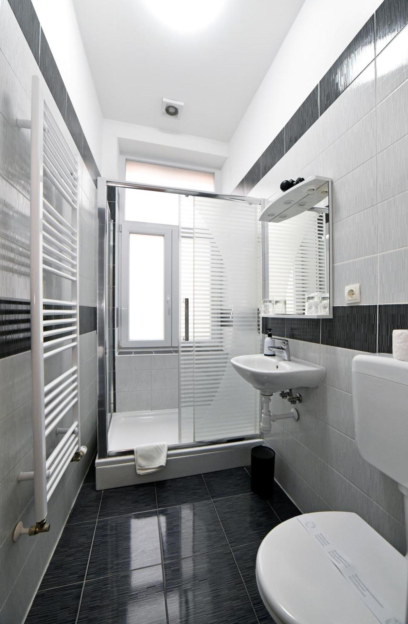 Virtus Apartments And Rooms With Free Private Parking 萨格勒布 外观 照片